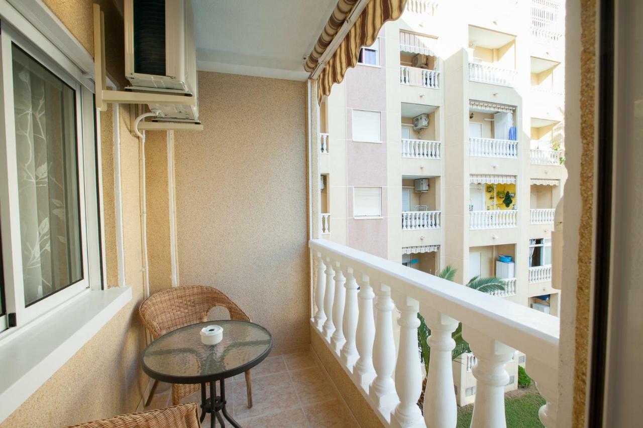 Apartment On San Julian Torrevieja Exterior photo